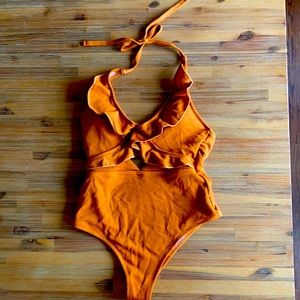 Burnt orange one piece Cupshe bathing suit. Sz M